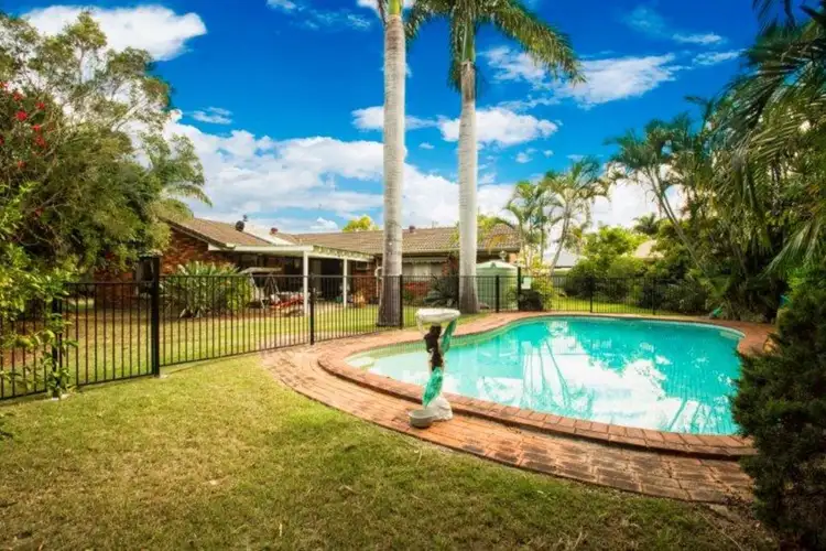 6 Langford Court, Mermaid Waters QLD 4218
