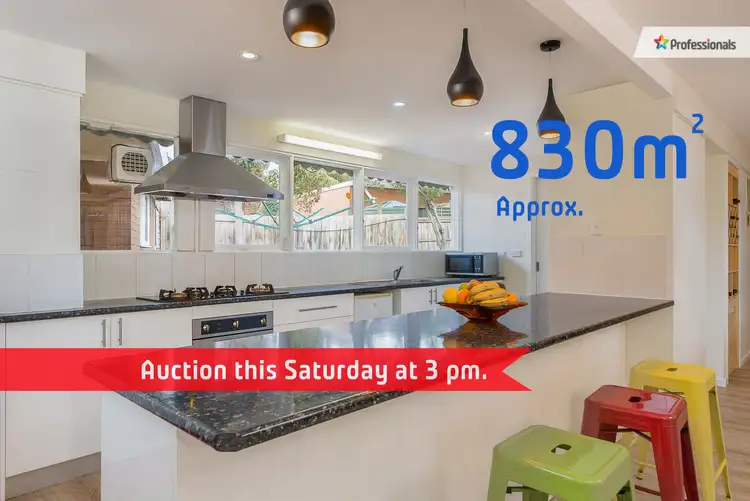 1 Leewarra Drive, Glen Waverley VIC 3150