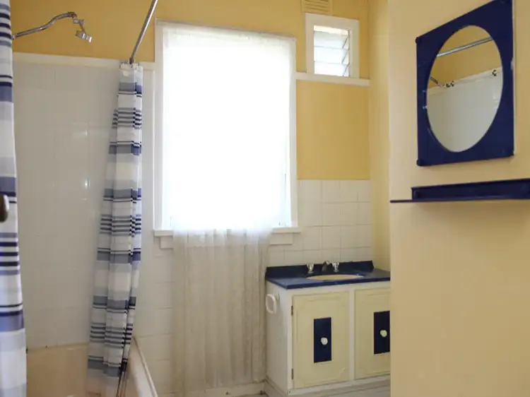 Sixth view of Homely house listing, 2A Croydon Way, Croydon VIC 3136
