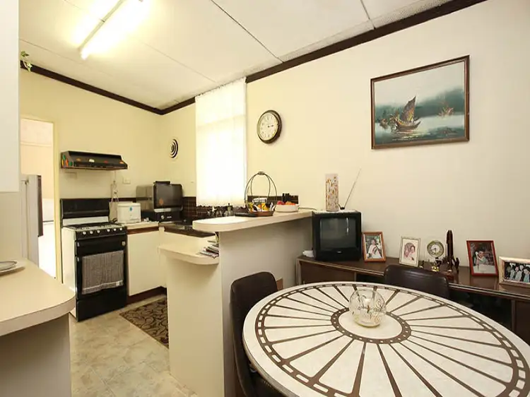 Fifth view of Homely house listing, 25 Taronga Crescent, Croydon VIC 3136