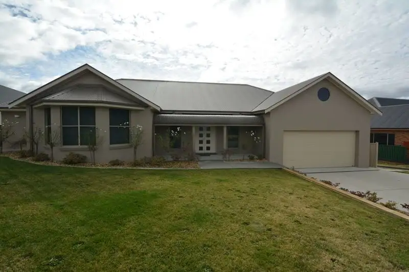 Main view of Homely house listing, 5 Stockade Close, Lithgow NSW 2790