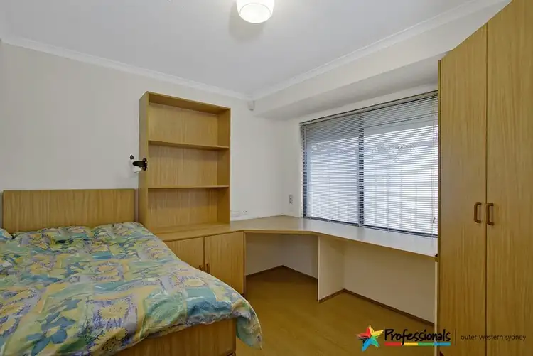 Sixth view of Homely house listing, 18 Polonia Avenue, Plumpton NSW 2761