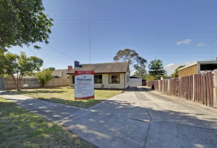 Second view of Homely house listing, 2 Robert Street, Morwell VIC 3840
