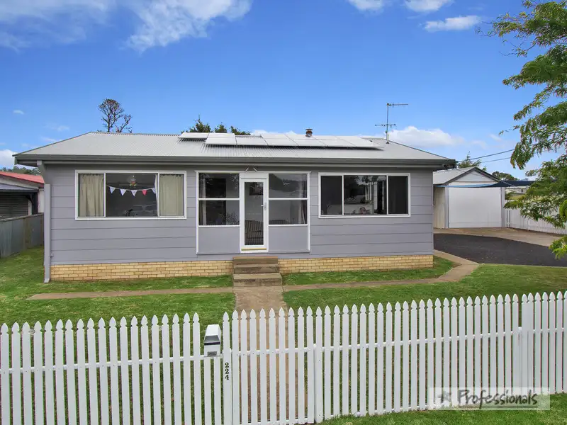 Main view of Homely house listing, 224 Brown Street, Armidale NSW 2350