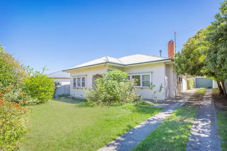 Main view of Homely house listing, 1/18 Brockley Street, Wodonga VIC 3690