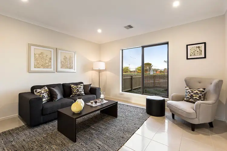 Fifth view of Homely house listing, 4 Barncroft Crescent, Keysborough VIC 3173