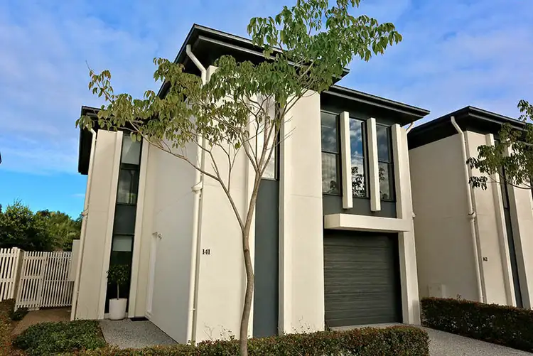 141 North Hill Drive, Robina QLD 4226