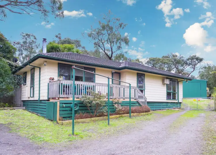 19 Wickhams Road, Launching Place VIC 3139