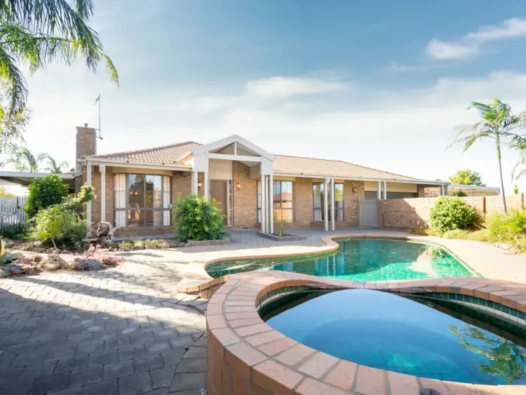 10 Craigmuir Drive, Mooroopna VIC 3629