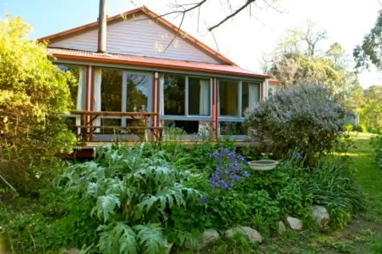 31 Pioneer Road, Stanley VIC 3747