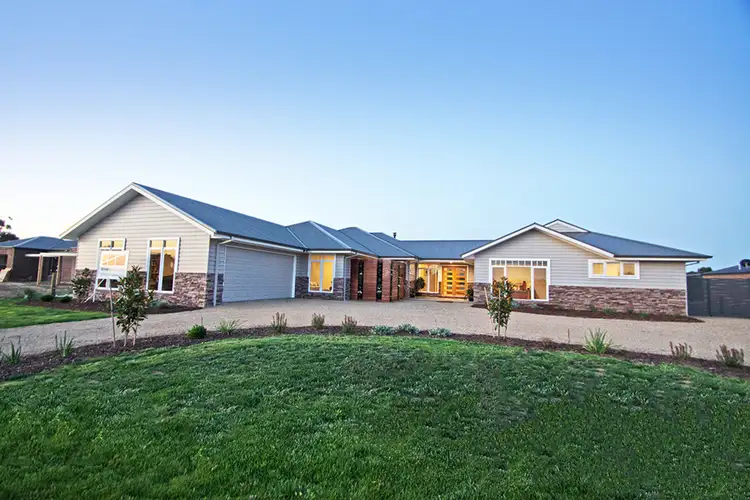 52 Xavier Crescent, Shepparton VIC 3630