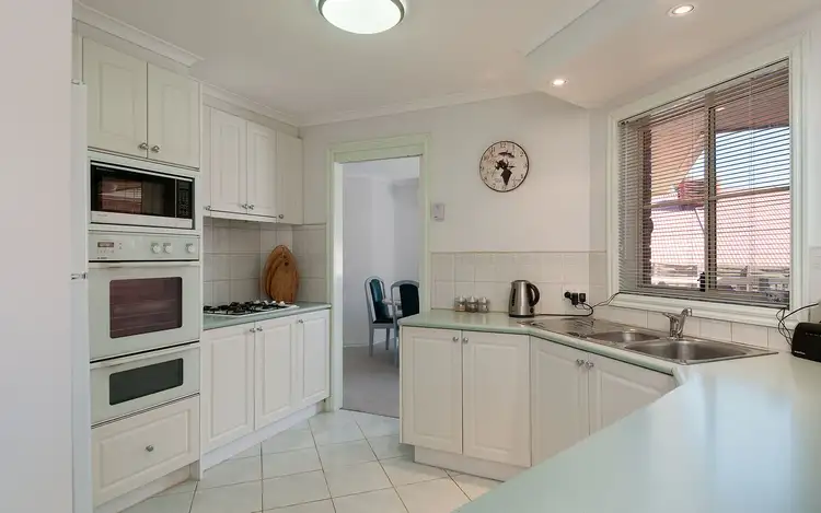 Sixth view of Homely house listing, 27 Blue Ridge Drive, Mooroolbark VIC 3138