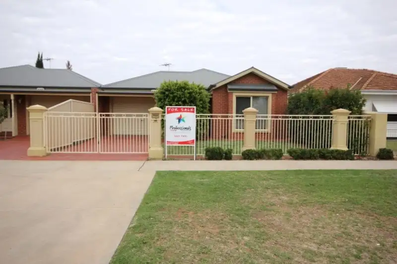 Main view of Homely unit listing, 111a Thirteenth Street, Mildura VIC 3500