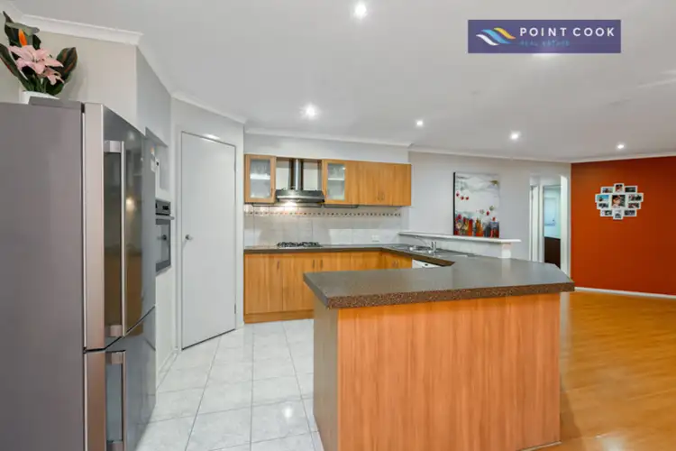 Sixth view of Homely house listing, 34 Willowgreen Way, Point Cook VIC 3030