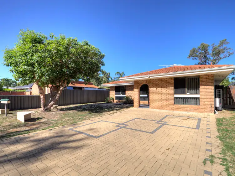 7 Edinburgh Road, Forrestfield WA 6058