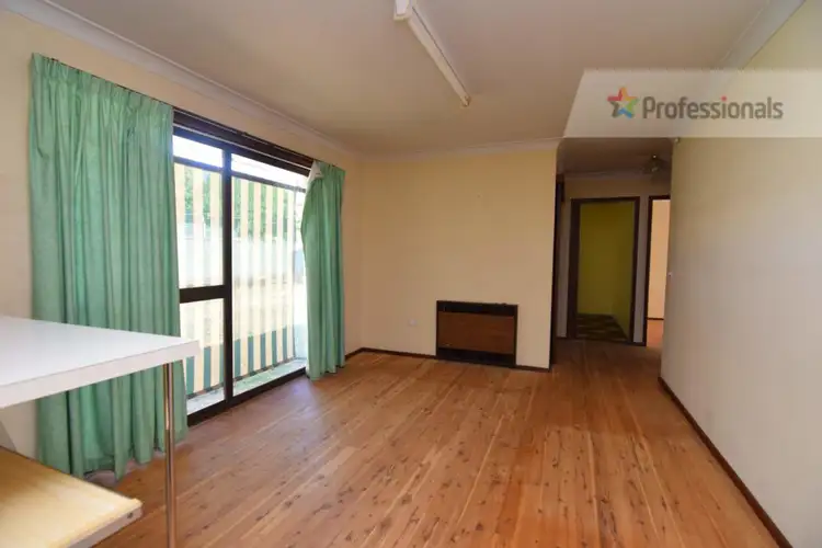 Fourth view of Homely house listing, 9 Tareena Avenue, Kelso NSW 2795