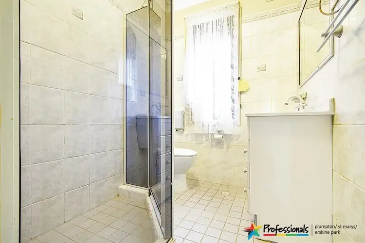 Fifth view of Homely house listing, 5 Tangaloa Crescent, Lethbridge Park NSW 2770