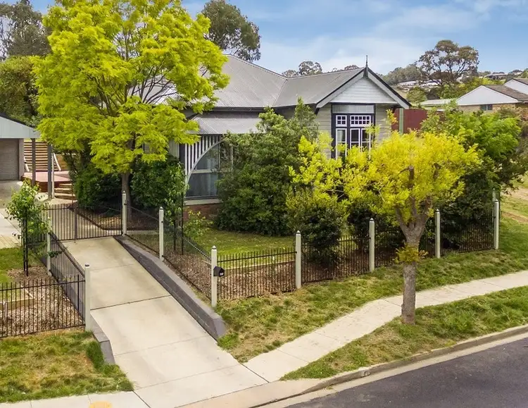 217 Erskine Street, Armidale NSW 2350