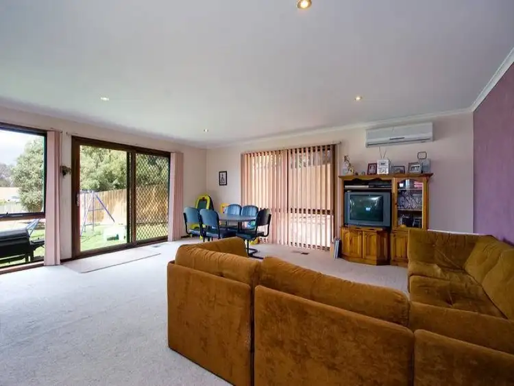 Fourth view of Homely house listing, 3 Olsen Close, Mooroolbark VIC 3138