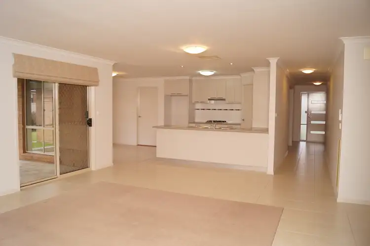 Fifth view of Homely house listing, 3 Beeac Court, Kialla VIC 3631