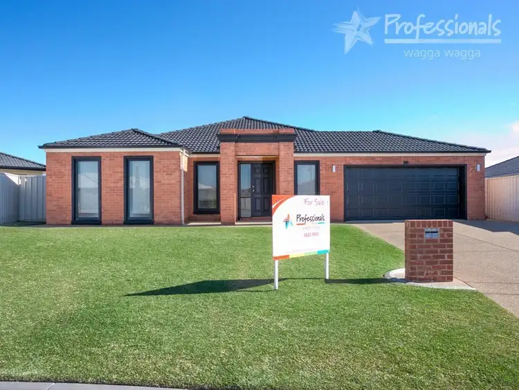 17 Walla Place, Wagga Wagga NSW 2650