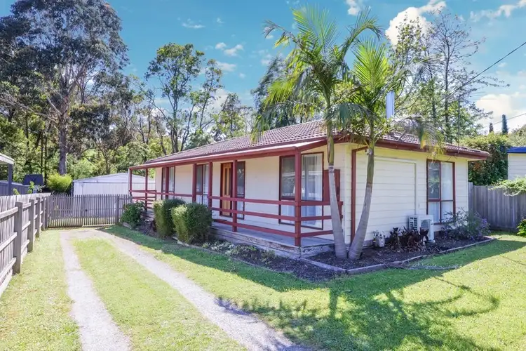 15 Shirley Crescent, Woori Yallock VIC 3139