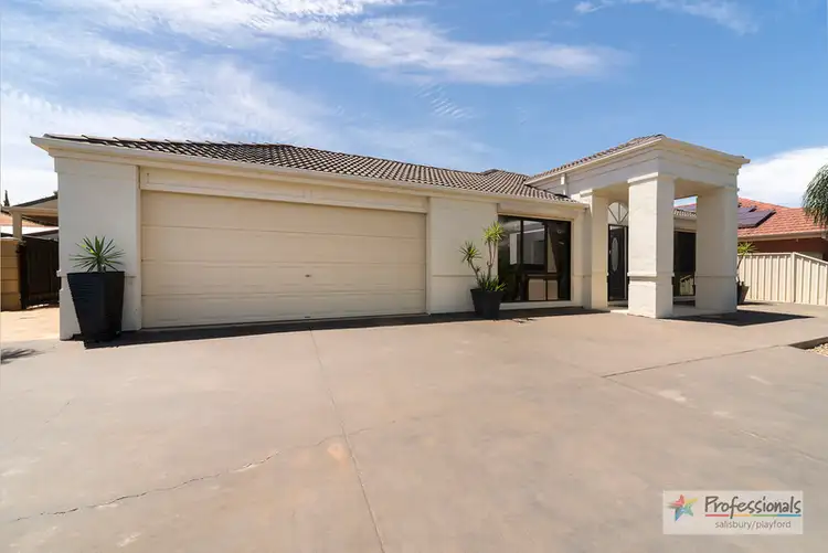 Fourth view of Homely house listing, 8 Trowbridge Circuit, Gulfview Heights SA 5096