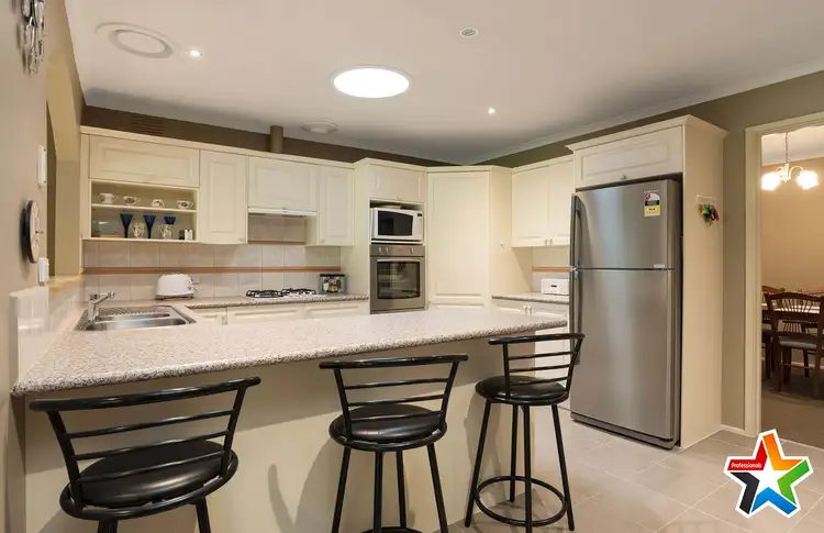 Fourth view of Homely house listing, 38 Batterbee Drive, Mooroolbark VIC 3138