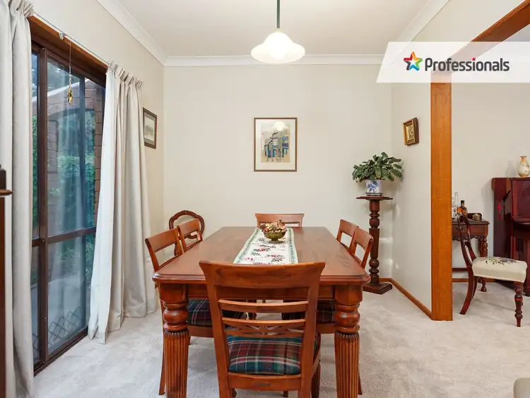 Sixth view of Homely house listing, 8 Dalkeith Avenue, Lake Albert NSW 2650