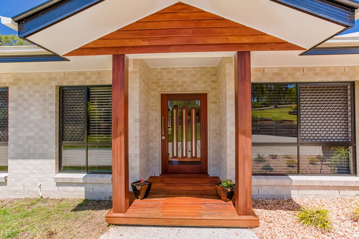 Main view of Homely house listing, 6 Oxford Court, Southside QLD 4570