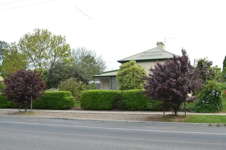 11 Cameron Road, Mount Barker SA 5251