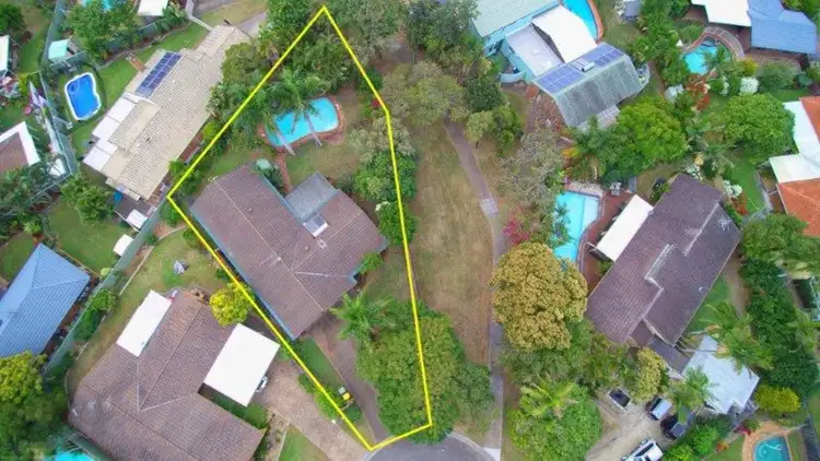 Second view of Homely house listing, 6 Langford Court, Mermaid Waters QLD 4218