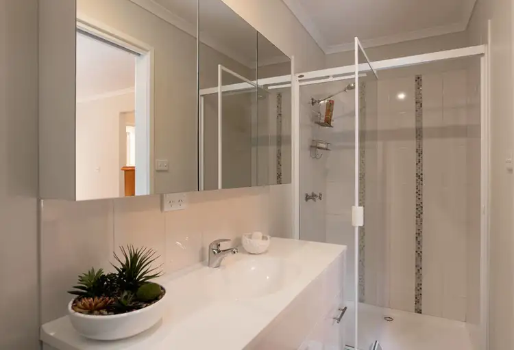 Sixth view of Homely house listing, 3 Raleigh Street, Seville VIC 3139