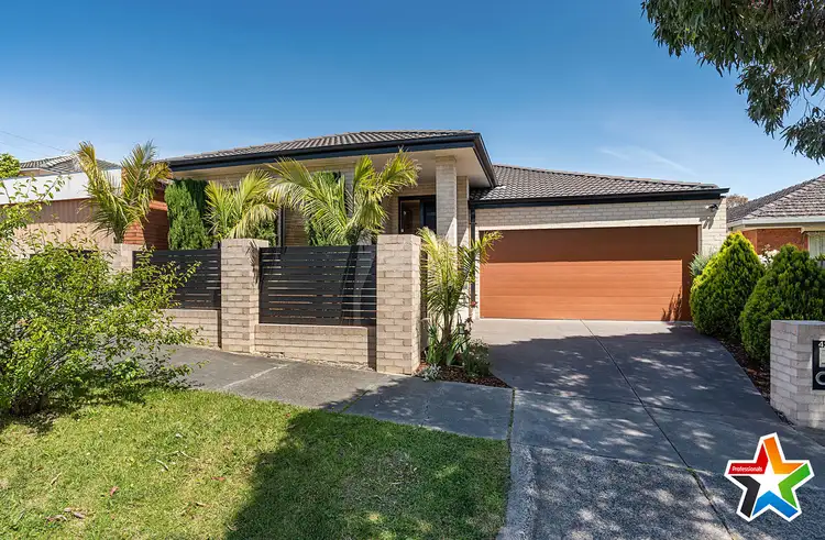 42 Sweetland Road, Mooroolbark VIC 3138