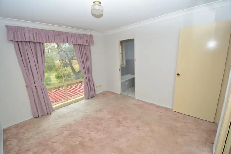 Sixth view of Homely house listing, 4 Evans Close, Lithgow NSW 2790
