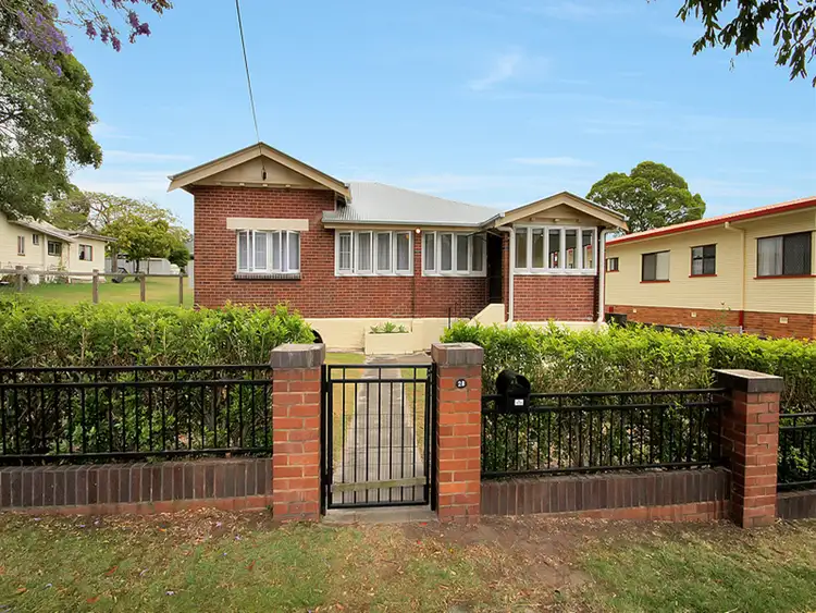 28 Darra Avenue, Darra QLD 4076