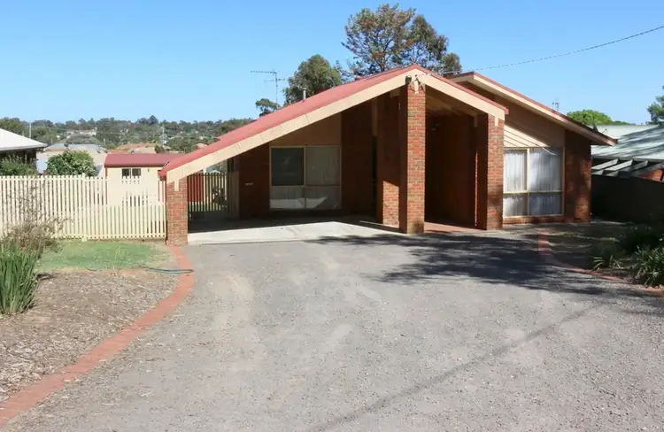 223 North Harley Street, Strathdale VIC 3550