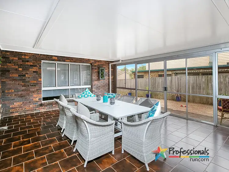 Third view of Homely house listing, 70 Oakleaf Street, Eight Mile Plains QLD 4113