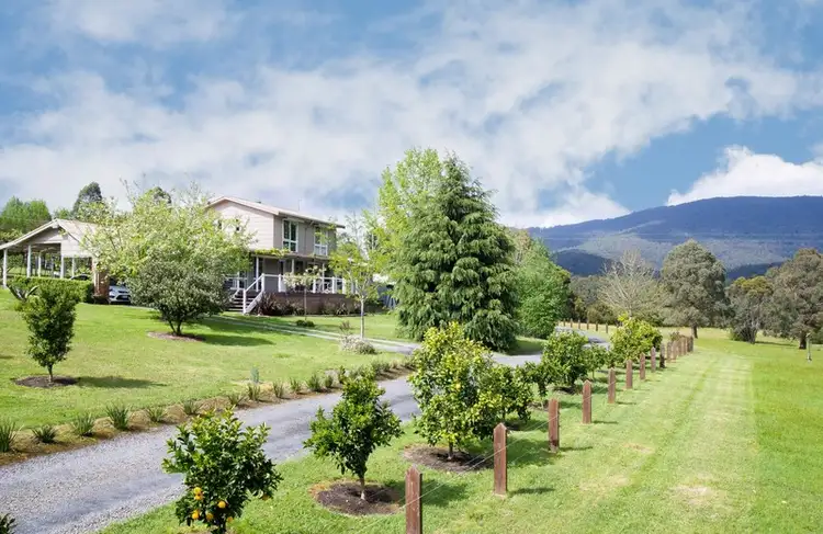30 Herbert Avenue, East Warburton VIC 3799