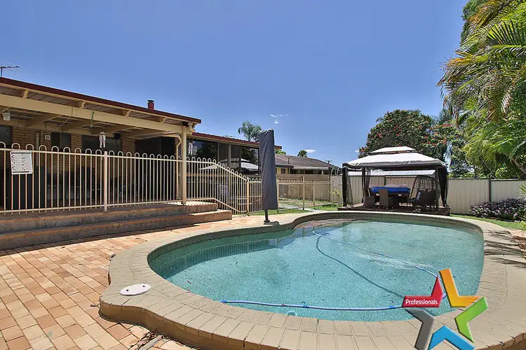 17 Cosway Street, Hillcrest QLD 4118