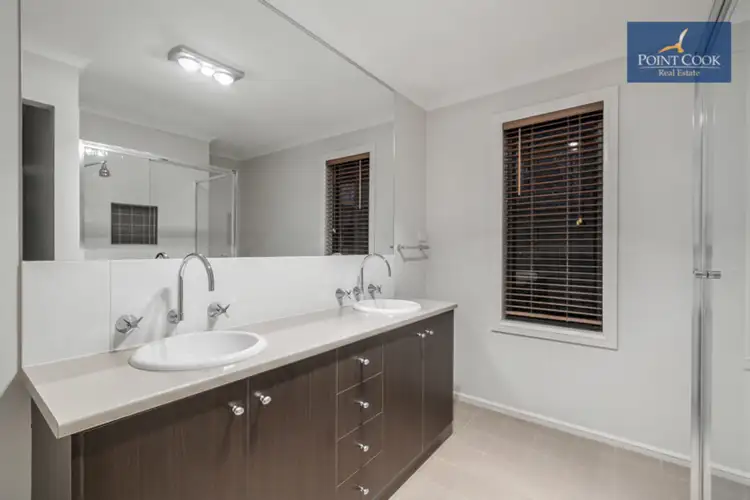 Fifth view of Homely house listing, 9 Vine Close, Point Cook VIC 3030