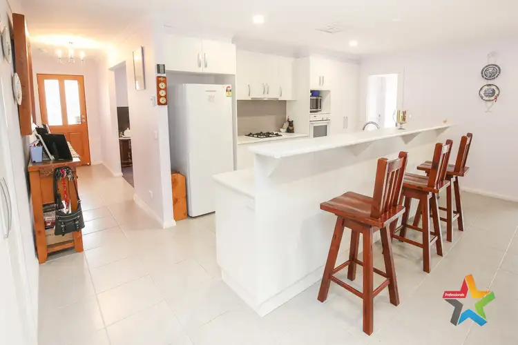Sixth view of Homely house listing, 9 Ponderosa Way, Mildura VIC 3500