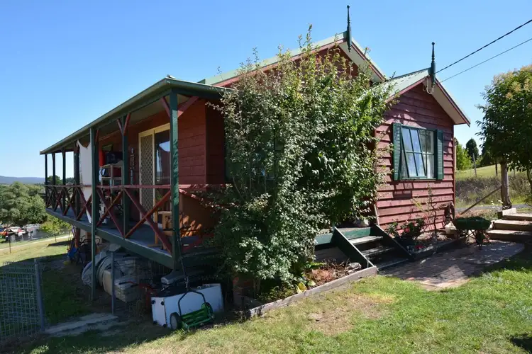 16 Paine Street, Portland NSW 2847