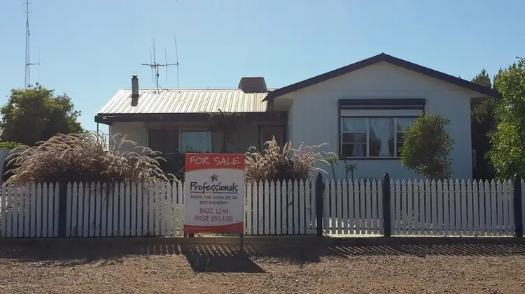 Main view of Homely house listing, 4 Harvey Street, Port Broughton SA 5522