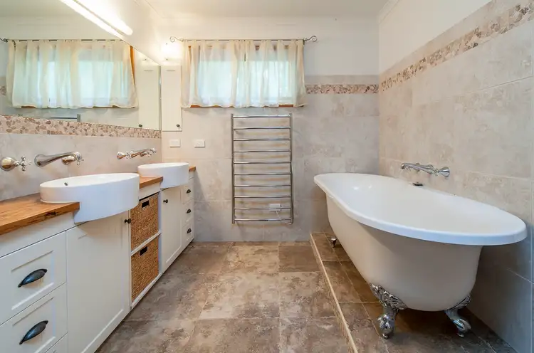 Fifth view of Homely house listing, 10 Surman Avenue, East Warburton VIC 3799