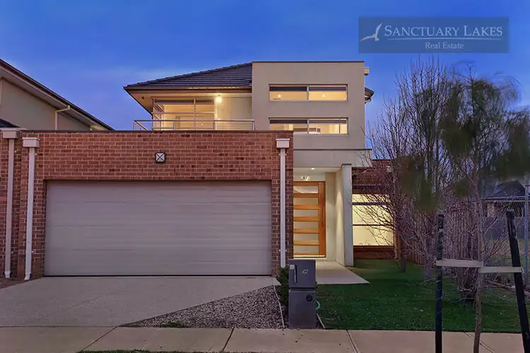 67 Monterey Bay Drive, Sanctuary Lakes VIC 3030