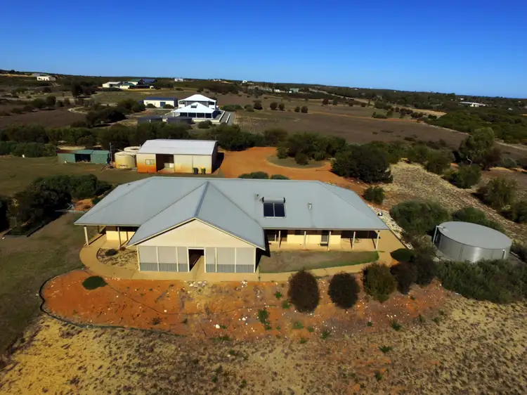 321 Zendora Road, Jurien Bay WA 6516