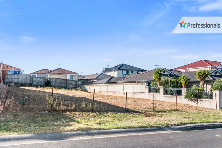 9 Idriess Place, Casula NSW 2170