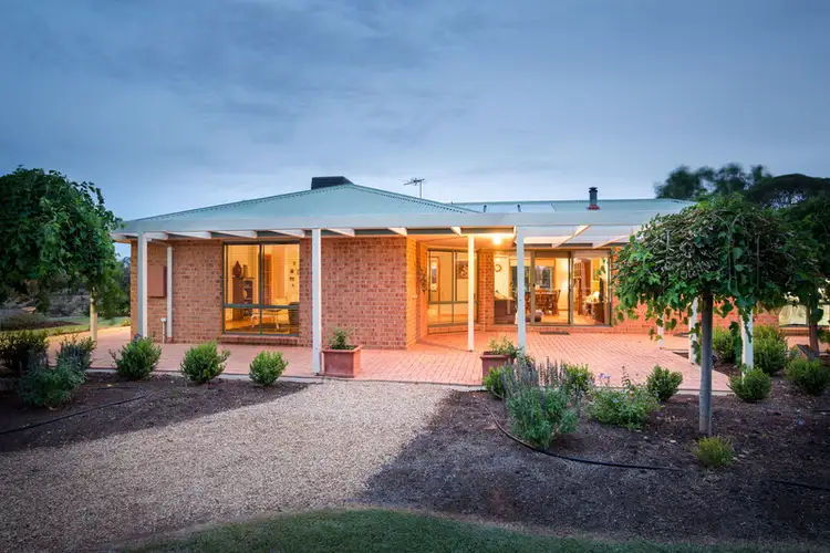 9 St Andrews Drive, Cabarita VIC 3505