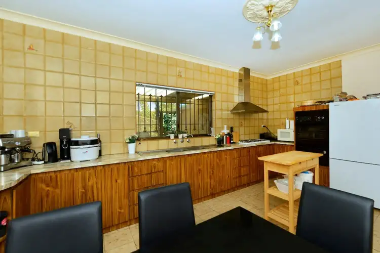 Sixth view of Homely house listing, 4 Cleo Court, Brooklyn Park SA 5032